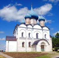 Рождественский собор-Богородице-Рождественский собор