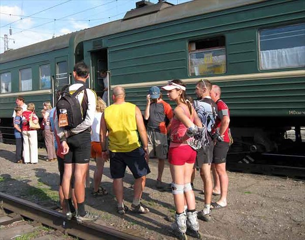 Фото. 92. Финал: посадке в вагон «Абакан-Томск»