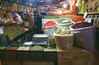 Мешки специй на рынке в Алеппо
