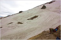 Снежники на северной стороне пер. Куанри-Кхал