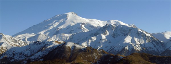 Эльбрус с плато Бечасын.