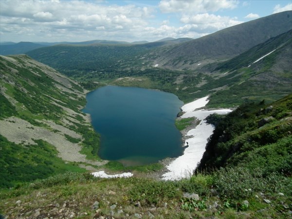 Озеро Хунузухулух с перевала.