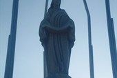 Статуя Девы Марии на вершине г. Хомяк