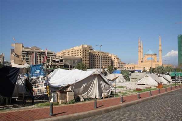 Палаточный городок оппозиции в центре Бейрута