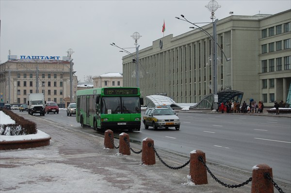 Почтамт. Местный автобус.