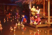 1318422284_prazdnik-vody-i-ognya-loy-kratong