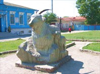 Коза-Памятник козе