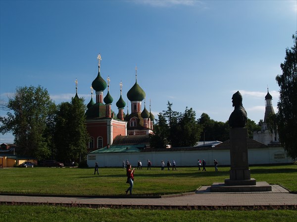 Памятник Александру Невскому
