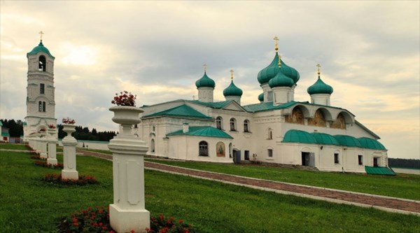 Храм Николая Чудотворца в Лодейном поле