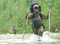 На крейсерской скорости.