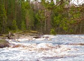 Кумио снизу. Это вторая ступень, первая за поворотом.