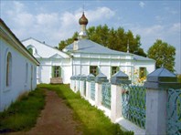 На территории-Свято-Богоявленский монастырь