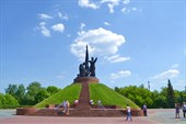 Памятник погибшим в Отечественной Войне в парке Победы