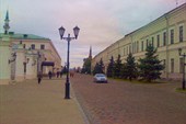 Внутри стен кремля