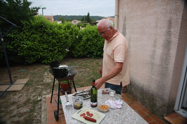 Жан-Пьер готовит ужин