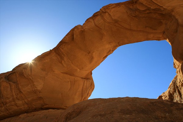 Вади Рам / Wadi Rum, каменные мосты или арки выветриванияя