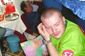 С Салуина выперли... куда же нам теперь податься?