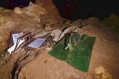 останки первых экспедиций