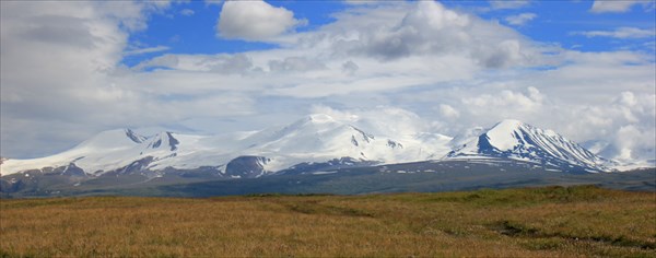 Ледники Алтайского хребета.