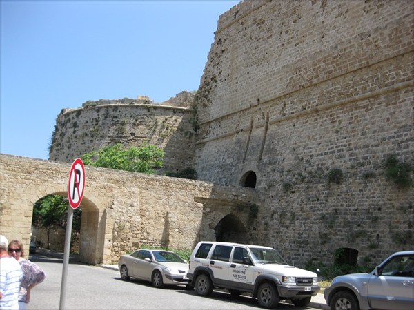Легендарная  крепость  Гирне.