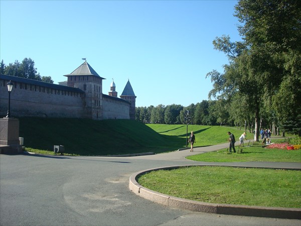 Крепостной ров и Кремлевские стены