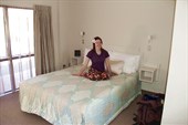 Обсудили наши запасы и поселились в Best Western Hotel)