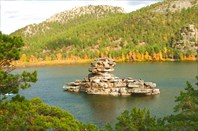 Фото 43. Каменный "корабль" на озере Боровое