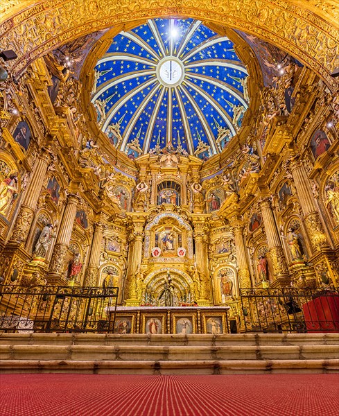 Iglesia_de_San_Francisco,_Quito,_Ecuador,_2015-07-22,_DD_162-164