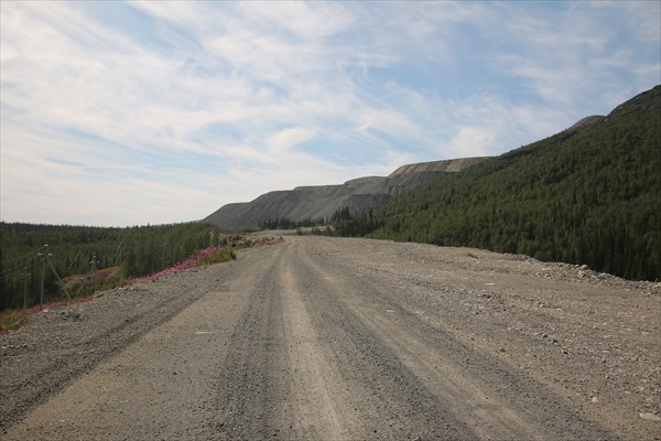 Дорога по западной стороне Умбозера (ГОК - Турбаза)