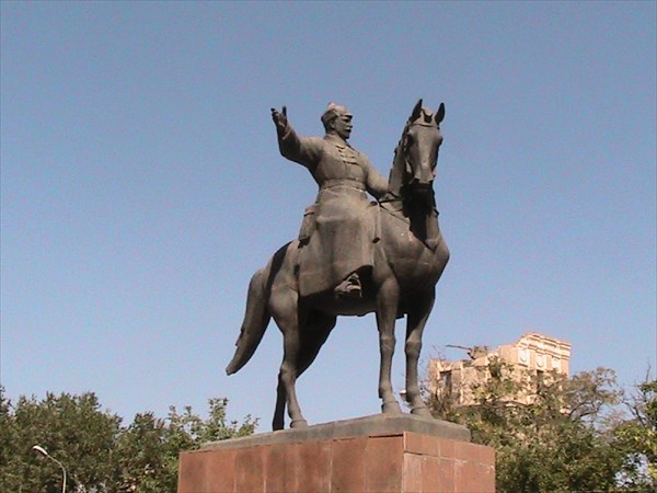 Памятник М.В. Фрунзе