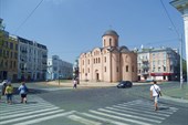 Церковь Пирогощи
