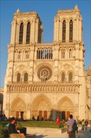 Фото 65. Парижский собор Нотр-Дам