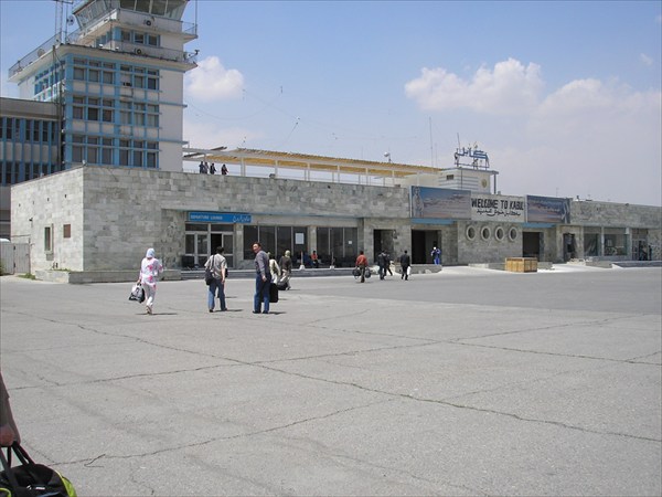 на фото: Кабульский аэропорт.