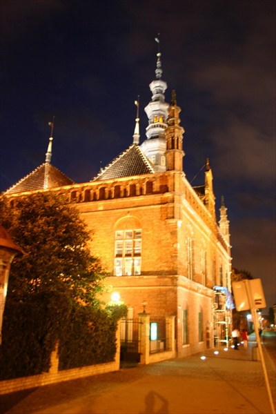 собор Св. Катарины в Гданьске ночью