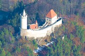 Средневековый замок Кокоржин