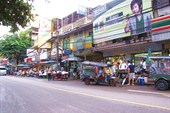 Бангкок. В районе улицы Хаосан роад (Khao San road)