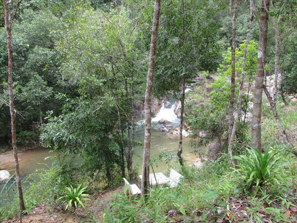 провинция Phang-nga. Недалеко от водоапада Sanang Manora