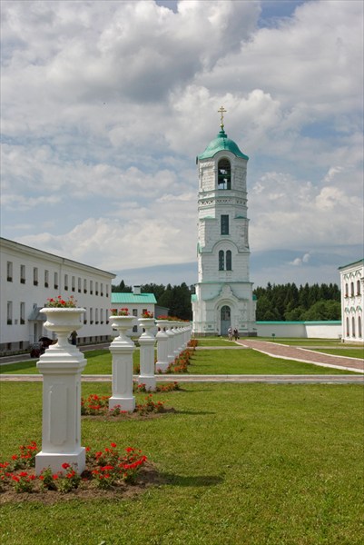 Свирьский мужской монастырь. Звонница
