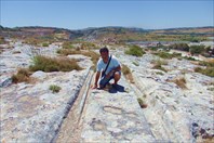 Каменные колеи Cart Ruts на плато Naxxar - Мальта