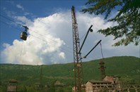 и угольщики ездили на ней на работу  -город Ткуарчал