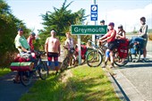 Отчетное фото. Въезжаем из городок Greymouth