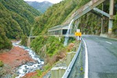 Шоссе SH73 подъем на перевал Arthurs Pass
