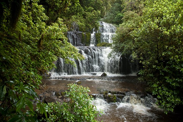Водопады Purakaunui Falls