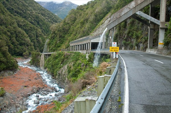 Шоссе SH73 подъем на перевал Arthurs Pass 