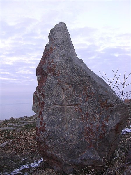 камень на острове Ахдамар