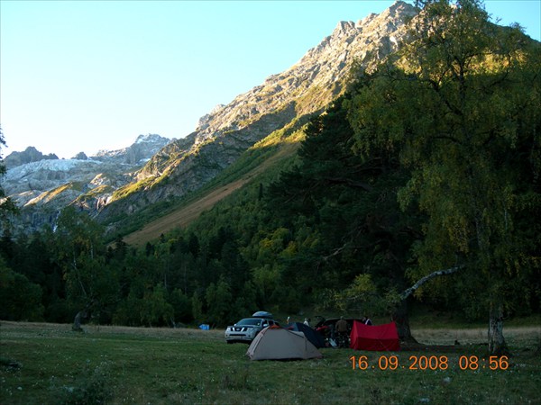 лагерь под горой София