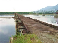 Автомобильный мост через Витим (недостроенный)