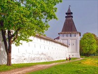Стены-Пафнутьев-Боровский монастырь
