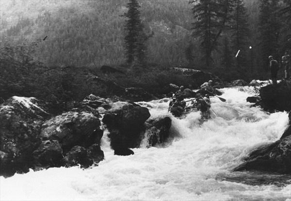 Река Кок-ХемЮ порог Челюсти