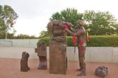 Австралийский военный мемориал, скульптура `Возвышение чувств`